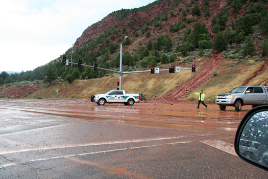 traffic control during mudslide