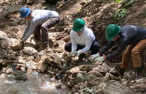 USFS employees repairing Hanging Lake trail.